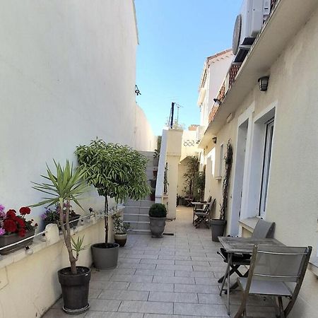 Mistral Appartements Port-Saint-Louis-du-Rhône Exteriör bild