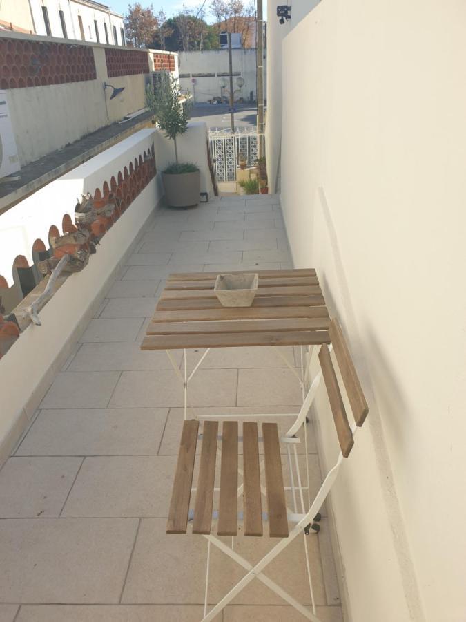 Mistral Appartements Port-Saint-Louis-du-Rhône Exteriör bild