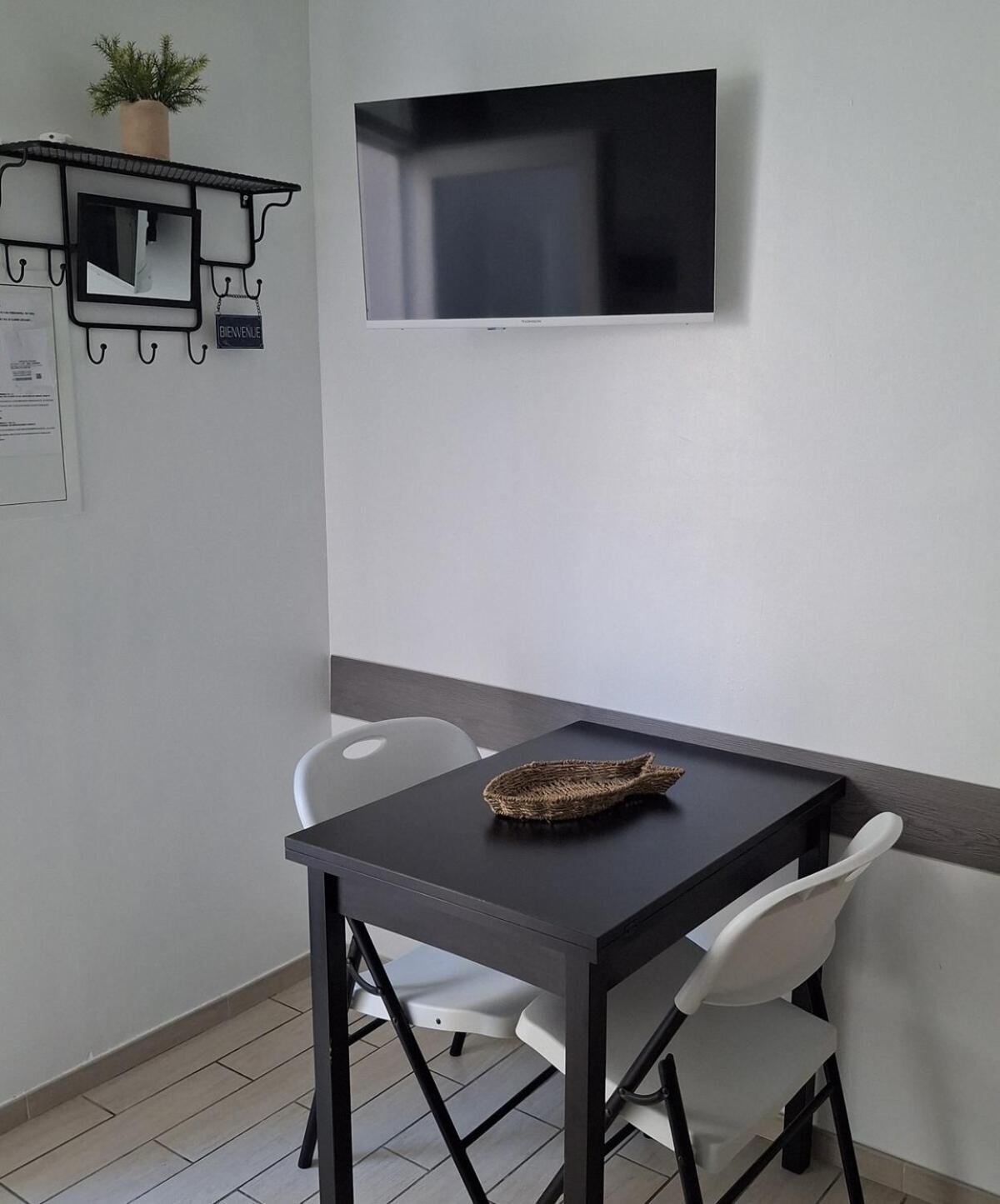 Mistral Appartements Port-Saint-Louis-du-Rhône Exteriör bild